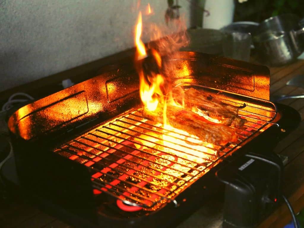 grill flare-up