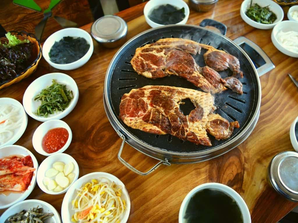 13 inch Korean BBQ Stone Grill Gas Stovetop Barbecue Steak Chicken Grill Pan 