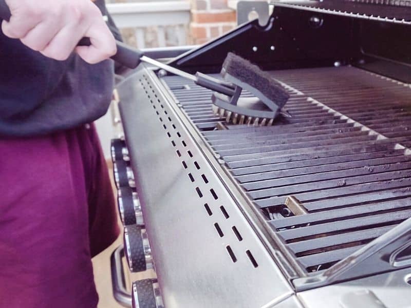 cleaning stainless steel grates